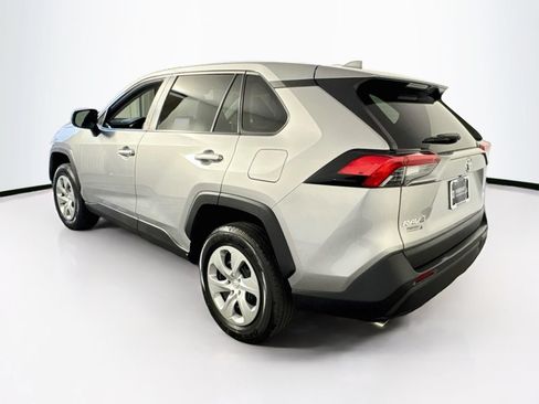 Used 2023 Toyota RAV4 LE FWD image 4