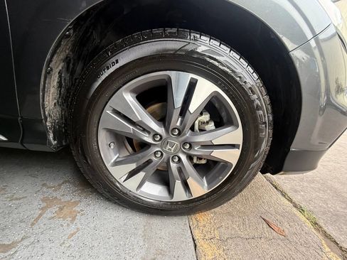 Used 2013 Honda Crosstour EX-L image 25