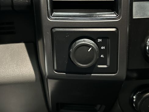 Used 2019 Ford F150 XLT w/ XTR Package AWD/4WD image 34