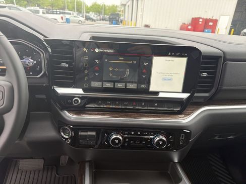 New 2026 GMC Sierra 1500 Elevation w/ Preferred Package AWD/4WD image 18