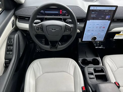 Used 2025 Ford Mustang Mach-E Premium RWD image 14