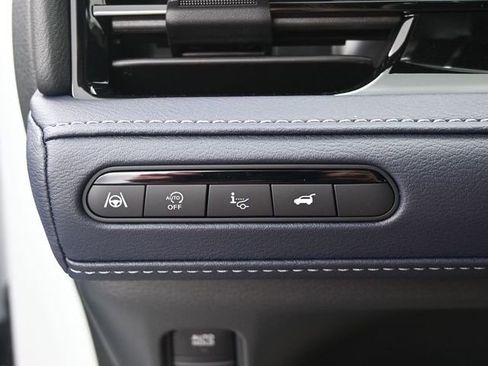 New 2026 INFINITI QX80 4WD image 16