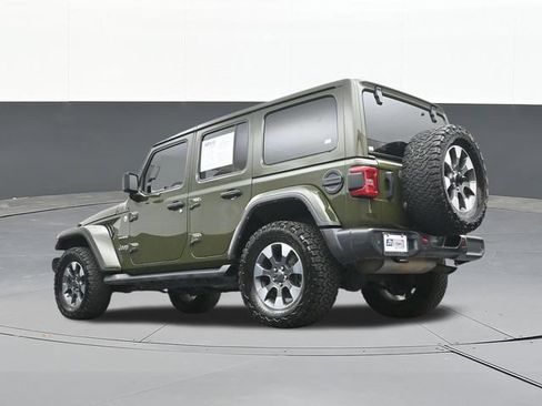 Used 2022 Jeep Wrangler Unlimited Sahara AWD/4WD image 48