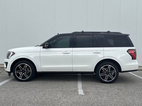 Certified 2020 Ford Expedition Limited w/ Equipment Group 303A AWD/4WD image 2
