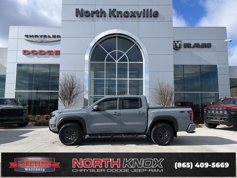 Used 2025 Nissan Frontier PRO-4X w/ Pro Premium Package image 2