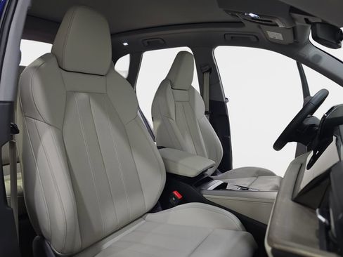 Used 2025 Audi Q5 Premium Plus w/ Premium Plus AWD/4WD image 12