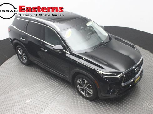 Used 2023 INFINITI QX60 Luxe w/ Cargo Package AWD/4WD image 3