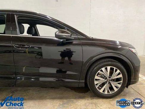 Used 2024 Audi Q4 e-tron Premium RWD image 91