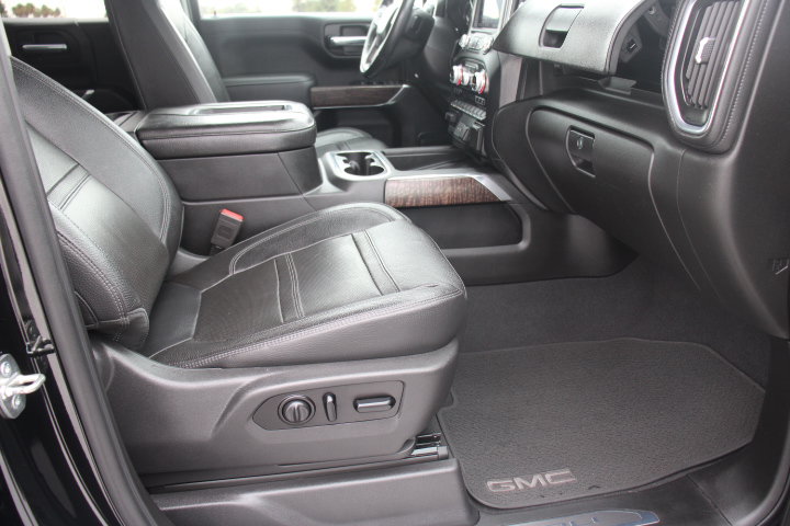 Used 2020 GMC Sierra 1500 Denali w/ Technology Package AWD/4WD image 22