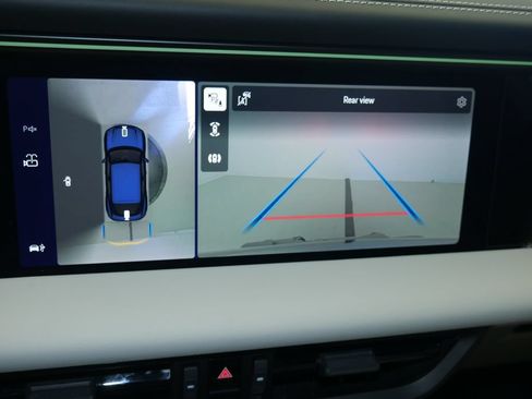 Certified 2026 Porsche Macan Turbo Electric AWD/4WD image 42
