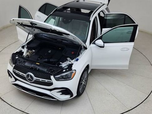 Used 2024 Mercedes-Benz GLE 450e 4MATIC w/ AMG Line Exterior image 86