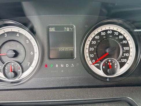 Used 2014 RAM 1500 Express AWD/4WD image 11