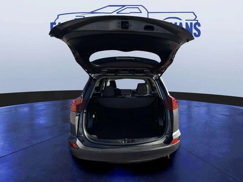 Used 2013 Toyota RAV4 LE image 9