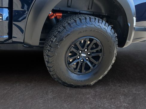 Used 2024 Ford F150 Raptor AWD/4WD image 9