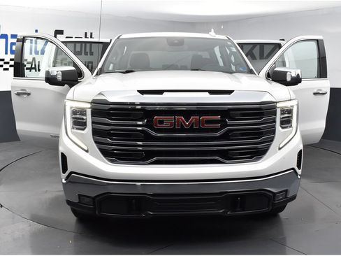 Used 2025 GMC Sierra 1500 SLT AWD/4WD image 25