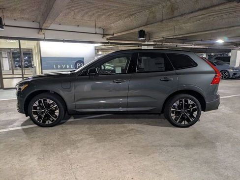 New 2026 Volvo XC60 T8 Plus w/ Climate Package AWD/4WD image 6