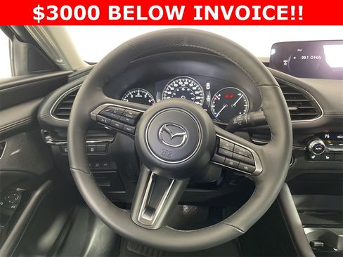 New 2025 MAZDA MAZDA3 2.5 Turbo Sedan w/Premium Plus image 16