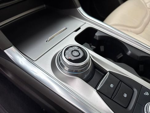 Used 2021 Ford Explorer Platinum w/ Equipment Group 601A image 26