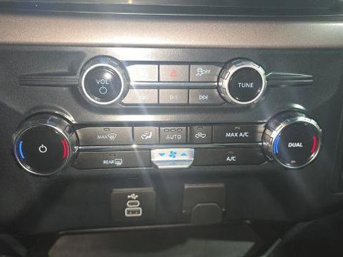 Certified 2025 Ford F150 XLT w/ Equipment Group 301A Standard AWD/4WD image 17