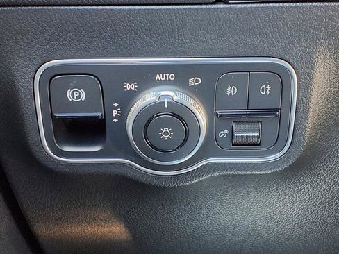 New 2026 Mercedes-Benz GLA 250 GLA 250 image 11