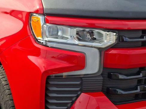 Used 2023 Chevrolet Silverado 1500 RST AWD/4WD image 7