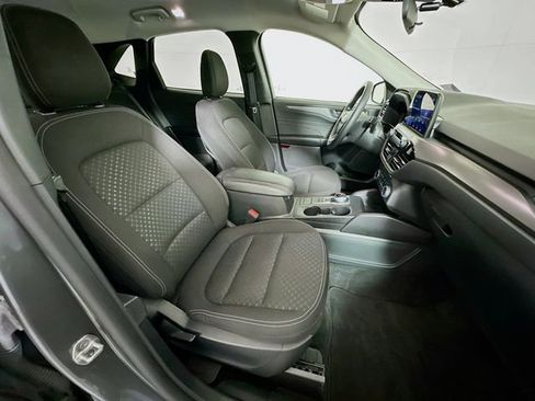 Used 2025 Ford Escape Active image 25