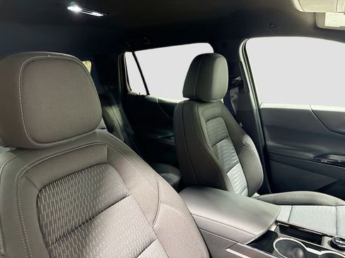 New 2026 Chevrolet Equinox LT w/ Safety and Technology Package image 32