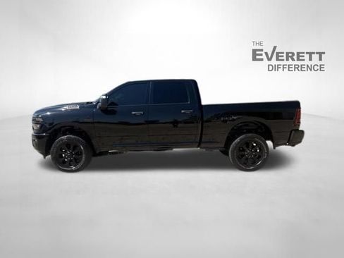 Used 2025 RAM 2500 Big Horn AWD/4WD image 4