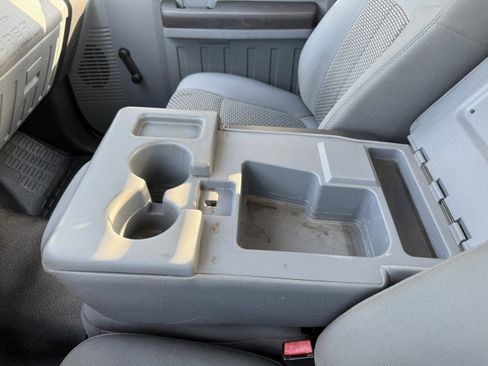 Used 2011 Ford F550 2WD Regular Cab Super Duty w/ XL Value Pkg image 27