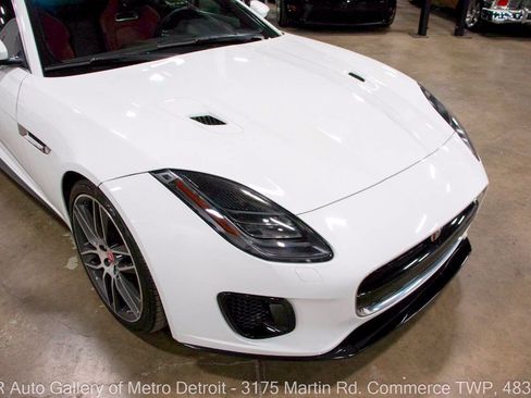 Used 2018 Jaguar F-TYPE R-Dynamic AWD/4WD image 13