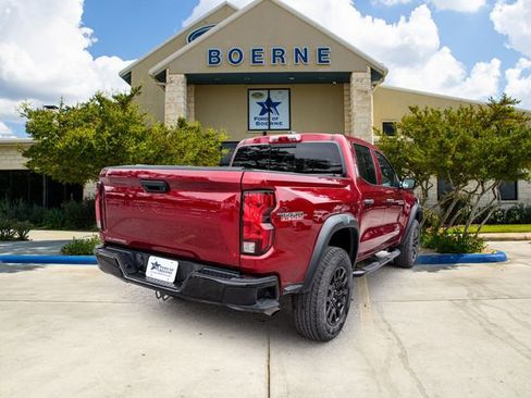 Used 2023 Chevrolet Colorado Trail Boss AWD/4WD image 6