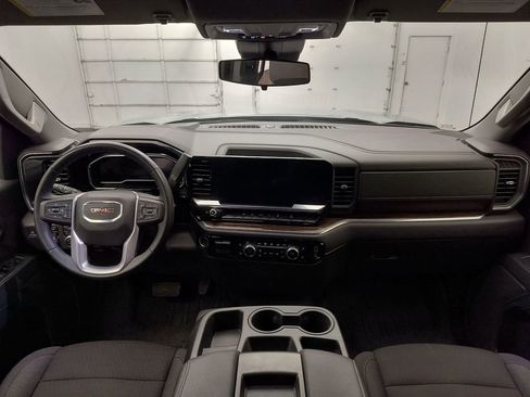 Used 2024 GMC Sierra 1500 Elevation w/ X31 Off-Road Package AWD/4WD image 14