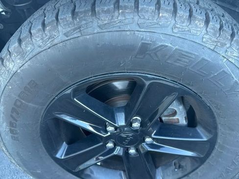 Used 2019 Jeep Wrangler Unlimited Sport AWD/4WD image 4