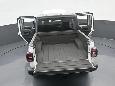 Used 2024 Jeep Gladiator Sport image 72