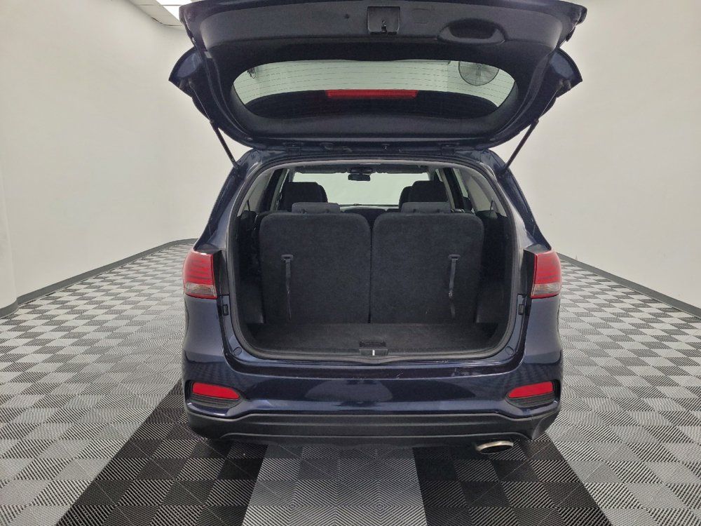 Used 2020 Kia Sorento FWD V6 image 29