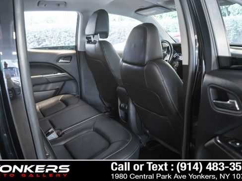 Used 2019 Chevrolet Colorado ZR2 w/ ZR2 Midnight Special Edition AWD/4WD image 28