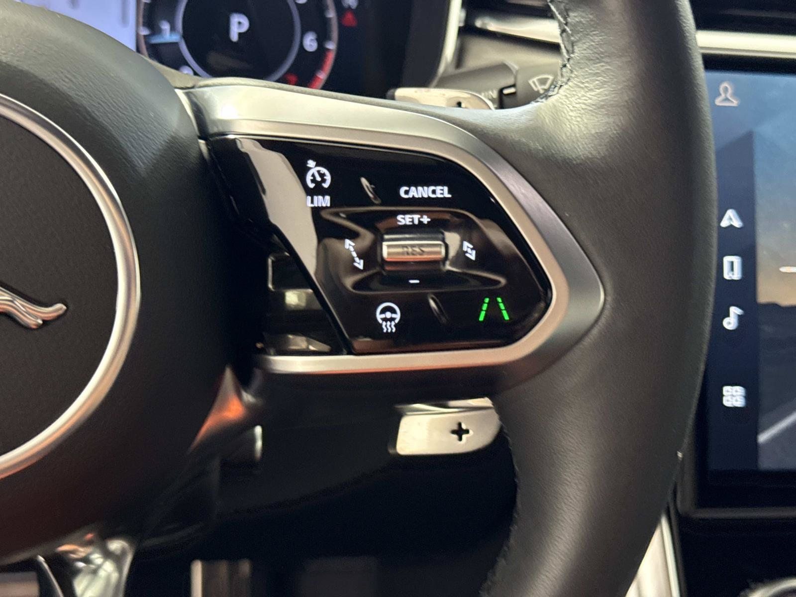 Certified 2024 Jaguar XF R-Dynamic SE AWD/4WD image 23