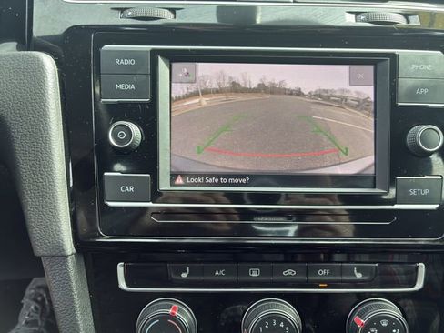 Used 2018 Volkswagen GTI S image 24