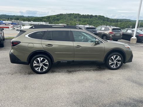 Used 2021 Subaru Outback Limited AWD/4WD image 7