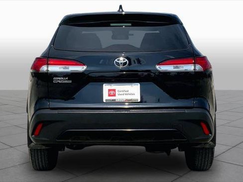 Certified 2025 Toyota Corolla Cross L FWD image 5