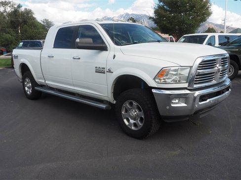 Used 2018 RAM 2500 Big Horn image 3
