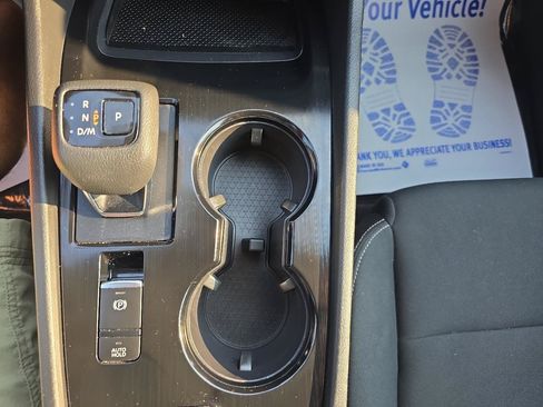Used 2023 Nissan Rogue S AWD/4WD image 30