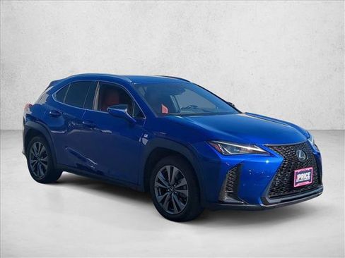 Used 2021 Lexus UX 200 F Sport w/ Accessory Package (Z2) FWD image 3