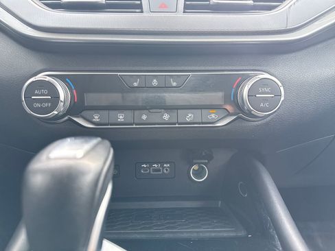 Used 2024 Nissan Altima 2.5 SR image 20