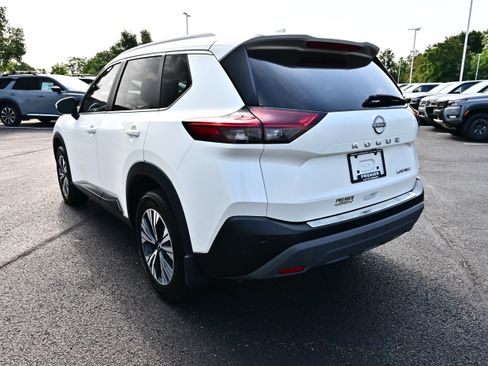 Used 2022 Nissan Rogue SV w/ SV Premium Package AWD/4WD image 8