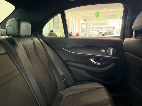 Used 2023 Mercedes-Benz E 350 4MATIC Sedan image 24