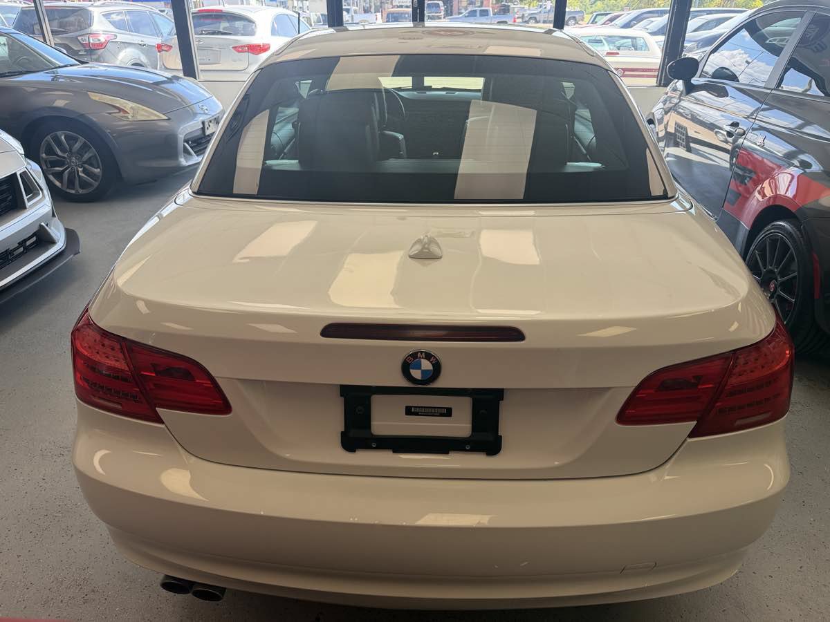 Used 2013 BMW 328i Convertible RWD image 7