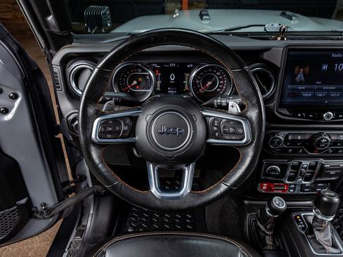 Used 2021 Jeep Wrangler Unlimited Rubicon w/ Trailer Tow Package image 18