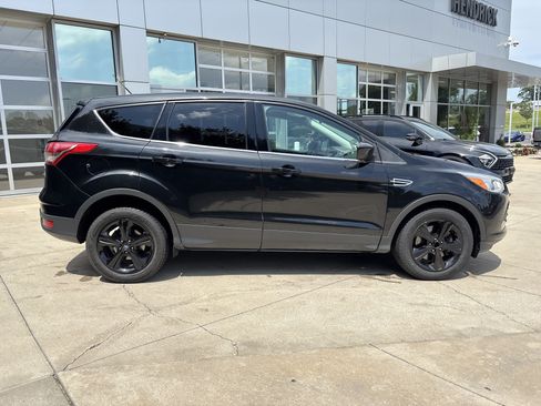 Used 2013 Ford Escape SE FWD image 10