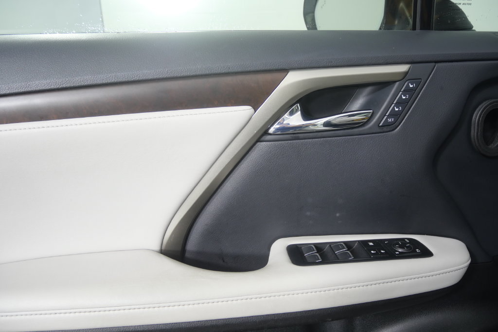 Used 2022 Lexus RX 350 FWD w/ Premium Package image 9